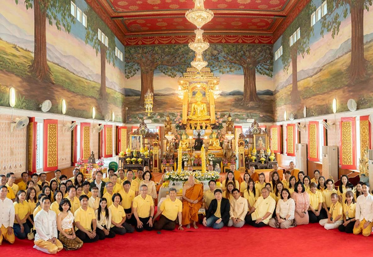 กลุ่มบีเจซี บิ๊กซี จัดพิธีถวายเทียนพรรษาประจำปี ๒๕๖๘ ณ วัดธาตุทอง