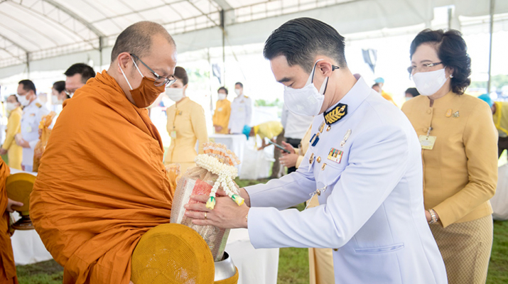 กลุ่มบีเจซี บิ๊กซี ร่วมพิธีถวายพระพรชัยมงคลพระบาทสมเด็จพระเจ้าอยู่หัว เนื่องในโอกาสวันเฉลิมพระชนมพรรษา ๒๘ กรกฎาคม ๒๕๖๓