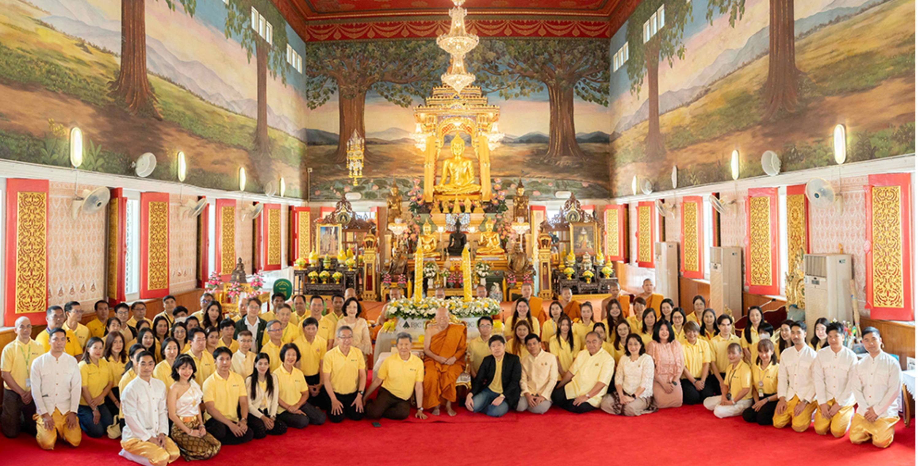 กลุ่มบีเจซี บิ๊กซี จัดพิธีถวายเทียนพรรษาประจำปี ๒๕๖๘ ณ วัดธาตุทอง