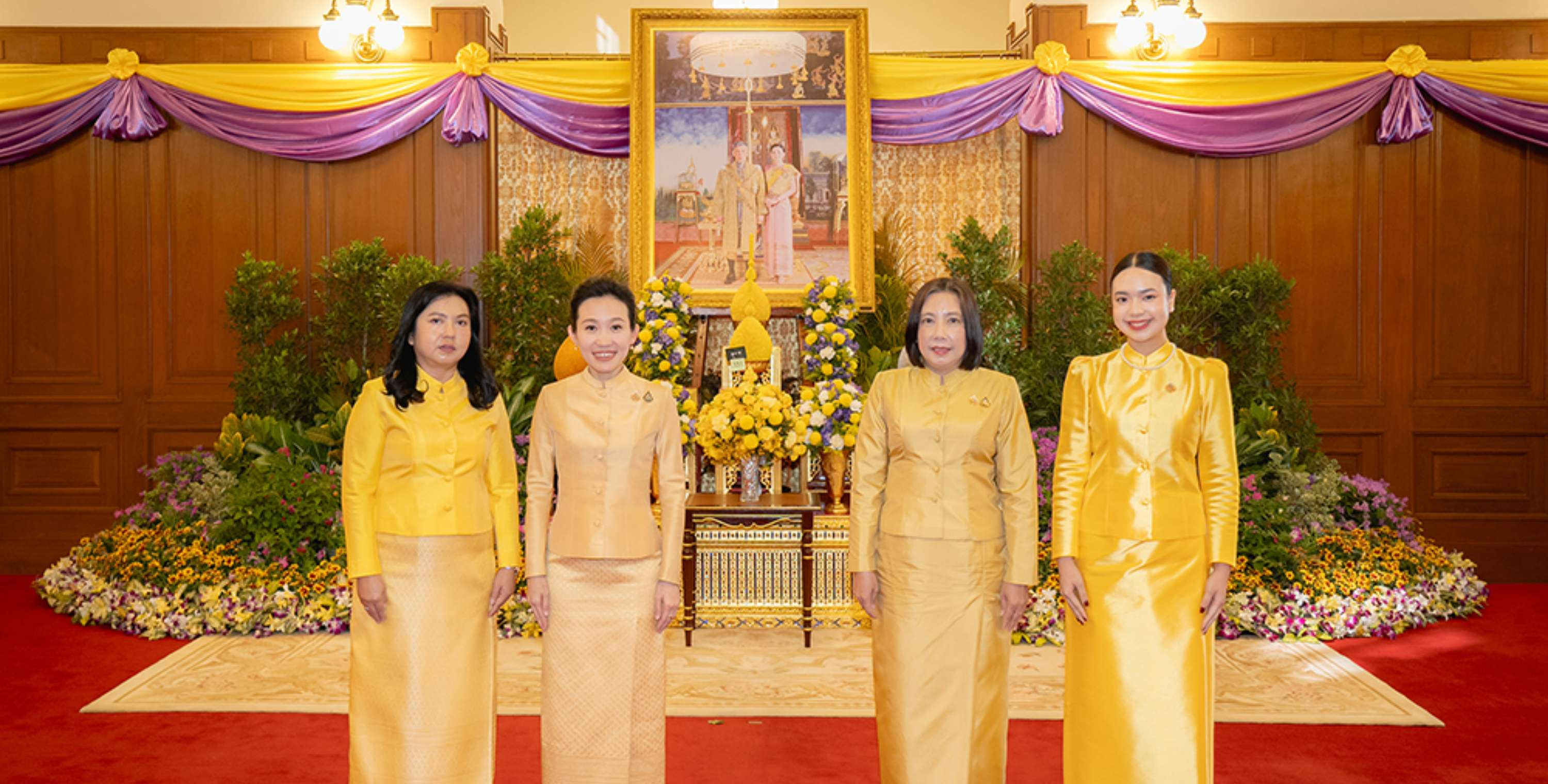 กลุ่มบีเจซี บิ๊กซี ร่วมลงนามถวายพระพร พระบาทสมเด็จพระเจ้าอยู่หัว  และสมเด็จพระนางเจ้า ฯ พระบรมราชินี เนื่องในโอกาสวันขึ้นปีใหม่ พุทธศักราช ๒๕๖๘