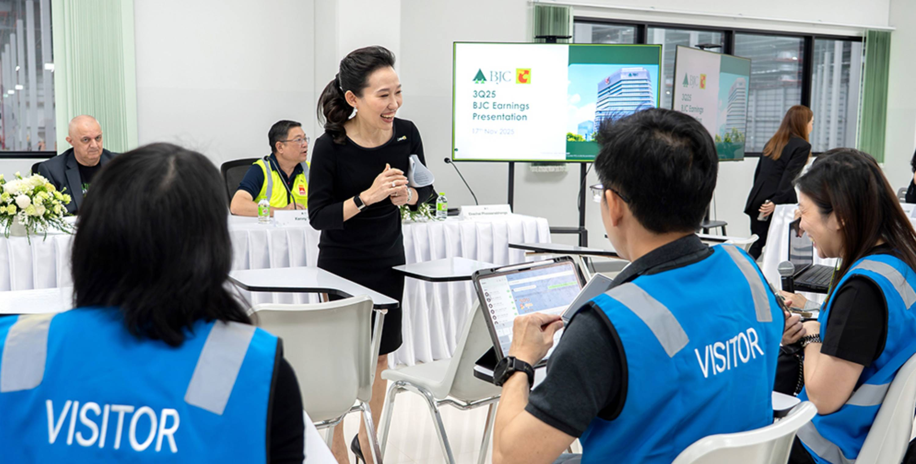 บีเจซี จัดประชุมนักวิเคราะห์ แถลงผลประกอบการ ไตรมาส 3/2568  พร้อมพาชม ศูนย์กระจายสินค้าบางปะอิน เสริมศักยภาพโลจิสติกส์ หนุนการเติบโตธุรกิจ