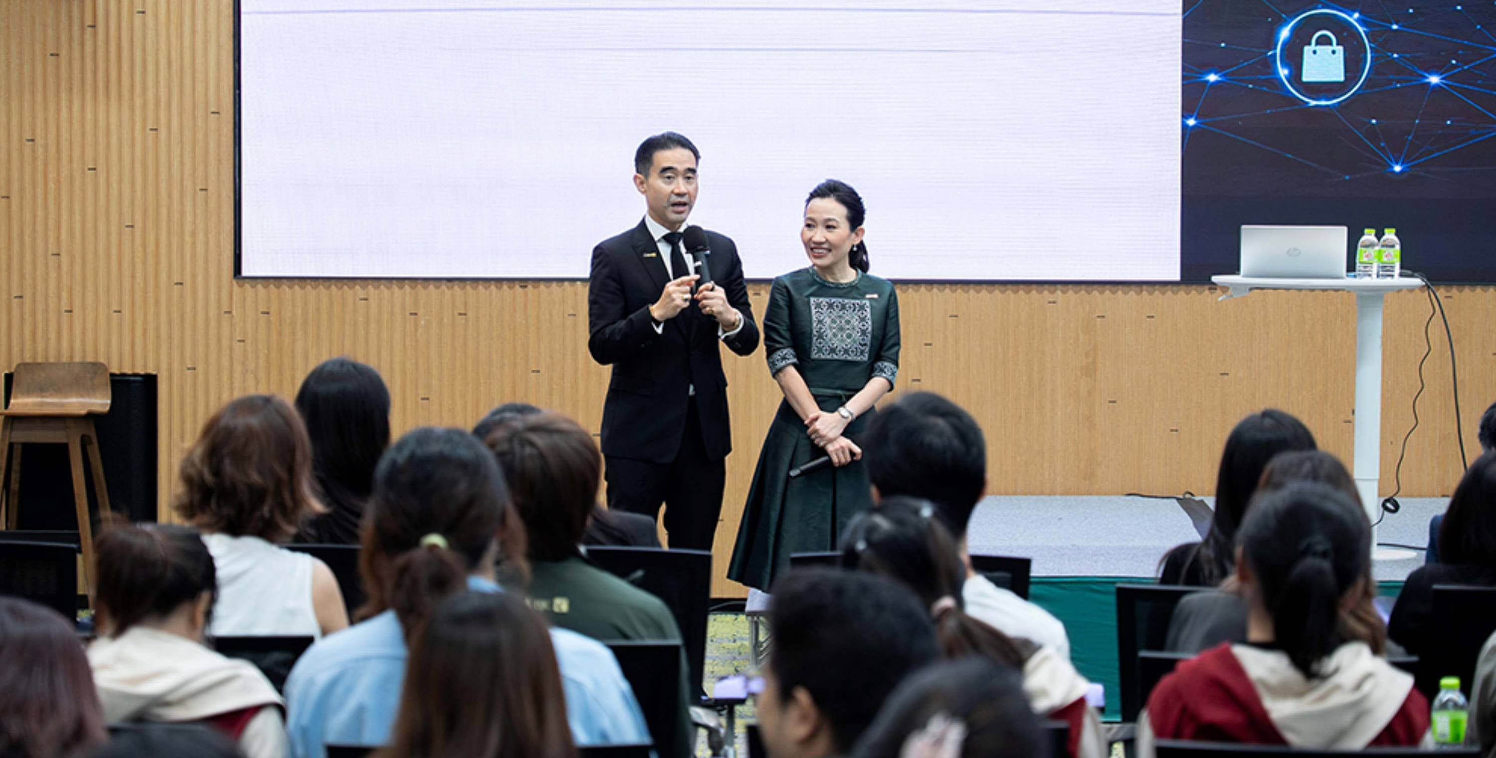 กลุ่มบีเจซี บิ๊กซี เปิดมุมมอง “Agentic AI for Retail”  เตรียมความพร้อมองค์กรสู่การขับเคลื่อนธุรกิจค้าปลีกด้วย AI