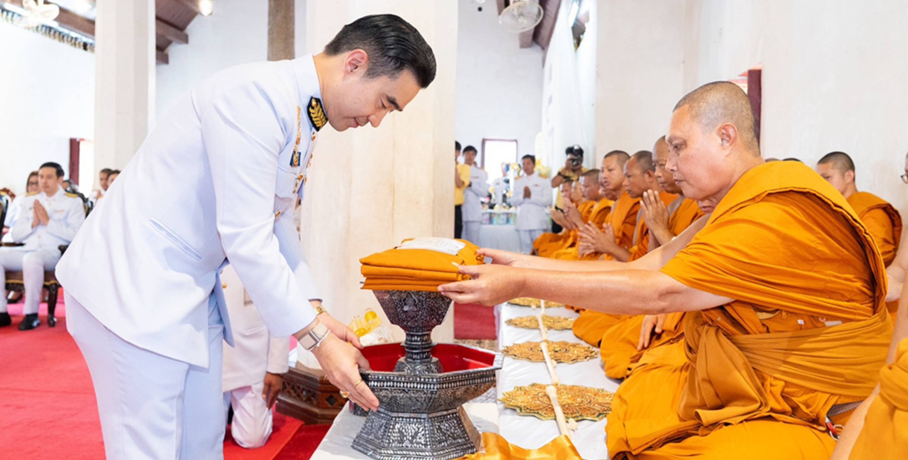 กลุ่มบีเจซี บิ๊กซี จัดพิธีถวายผ้าพระกฐินพระราชทาน ประจำปี ๒๕๖๘   ณ วัดพระธาตุแช่แห้ง จังหวัดน่าน